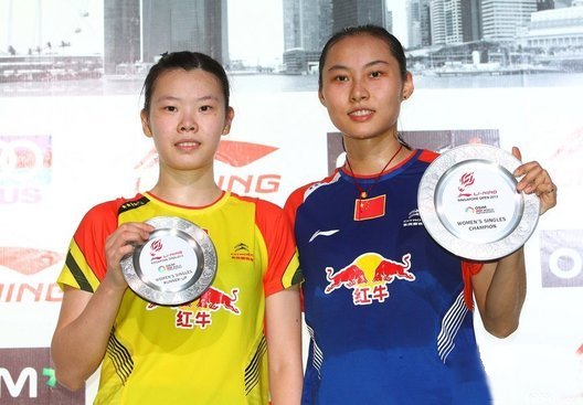 王儀涵（右）德比勝李雪芮奪冠