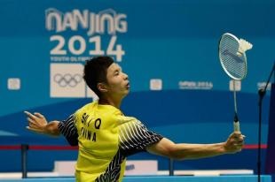 中国选手石宇奇夺冠