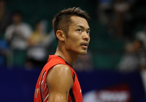 林丹：亞運前景嚴峻 -- 谌龍：變速突擊不如李宗偉