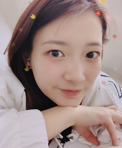 黄雅琼晒近照